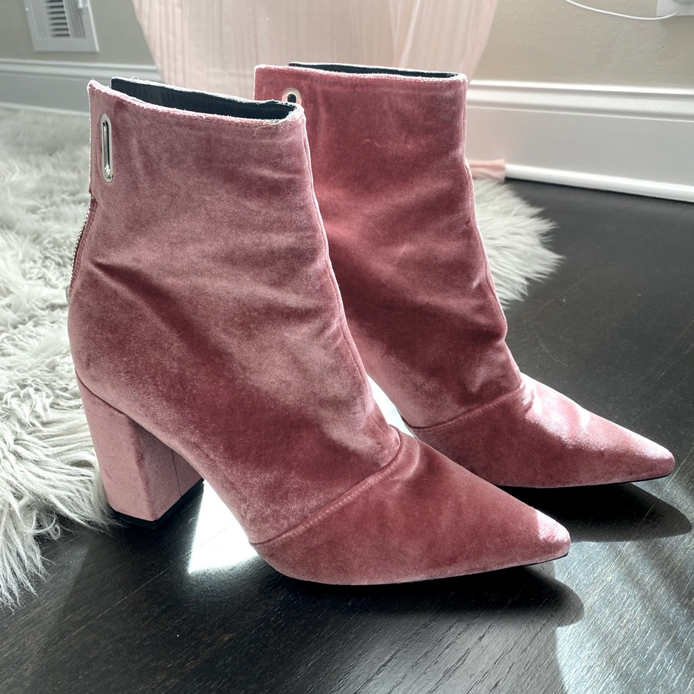 Pink Vervet booties! Sz 39